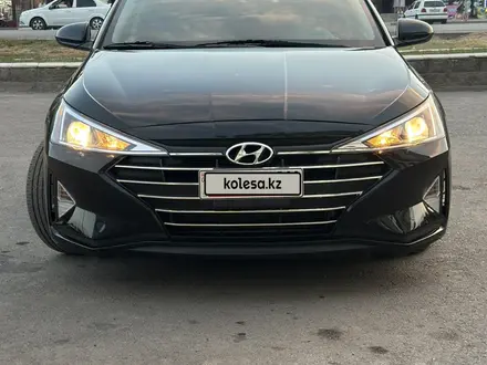 Hyundai Elantra 2020 года за 6 000 000 тг. в Шымкент – фото 4