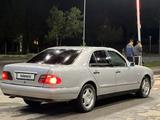 Mercedes-Benz E 320 1996 года за 3 300 000 тг. в Турара Рыскулова – фото 4