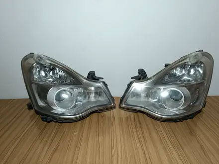 Фары XENON заводской линзованые Nissan Almera G15 фара левая правая за 100 000 тг. в Караганда