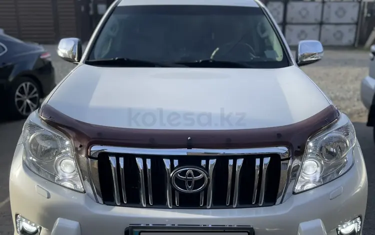 Toyota Land Cruiser Prado 2013 года за 17 000 000 тг. в Семей