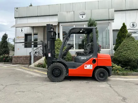 Toyota  8FG30, 3 тонны, 3 метра, вагонка, вращение вил 2019 года за 9 950 000 тг. в Алматы – фото 6