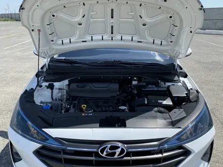 Hyundai Elantra 2019 года за 8 900 000 тг. в Атырау – фото 40