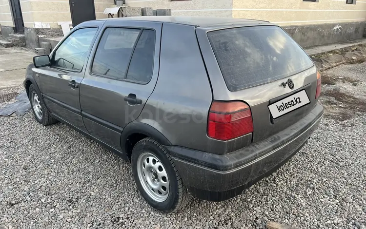 Volkswagen Golf 1992 годаfor1 500 000 тг. в Тараз