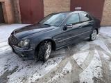 Mercedes-Benz C 32 AMG 2004 года за 5 500 000 тг. в Усть-Каменогорск – фото 2