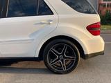 Mercedes-Benz ML 500 2006 годаүшін6 500 000 тг. в Астана – фото 5
