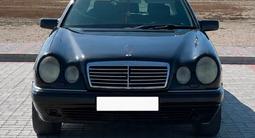 Mercedes-Benz E 320 1999 годаүшін1 400 000 тг. в Актау