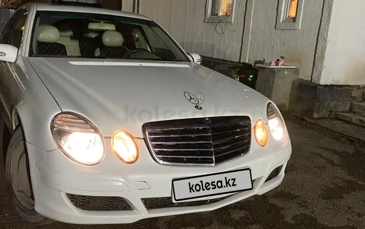 Mercedes-Benz E 200 2004 годаүшін3 800 000 тг. в Астана