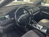 Toyota Camry 2014 года за 10 000 000 тг. в Актау – фото 5