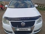 Volkswagen Passat 2007 годаүшін2 650 000 тг. в Алматы