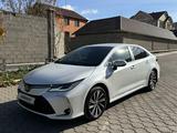 Toyota Corolla 2022 года за 12 300 000 тг. в Караганда – фото 2