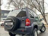 Jeep Liberty 2004 года за 4 600 000 тг. в Алматы – фото 4