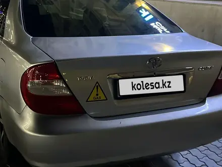 Toyota Camry 2005 года за 5 000 000 тг. в Актау – фото 2