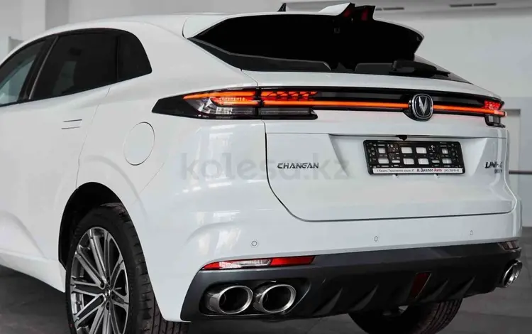 Бамперы задние передние Оригинал за 300 тг. в Алматы