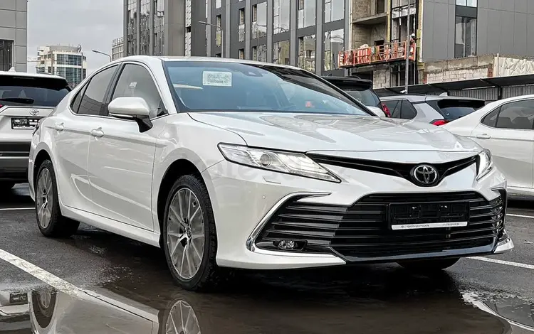 Toyota Camry 2024 года за 21 500 000 тг. в Астана