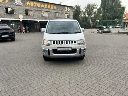 Mitsubishi Delica 2007 года за 7 600 000 тг. в Алматы – фото 2