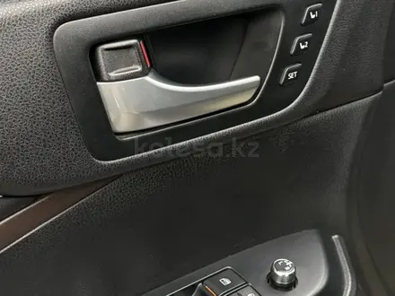 Toyota Highlander 2016 года за 11 100 000 тг. в Атырау – фото 15