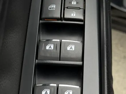 Toyota Highlander 2016 года за 11 100 000 тг. в Атырау – фото 16