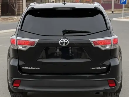 Toyota Highlander 2016 года за 11 100 000 тг. в Атырау – фото 6