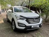 Hyundai Santa Fe 2016 года за 10 500 000 тг. в Алматы