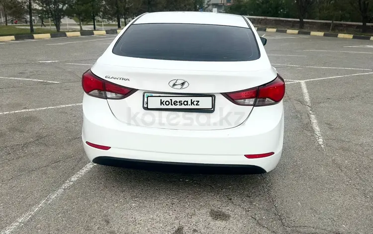 Hyundai Elantra 2015 годаfor5 700 000 тг. в Шымкент