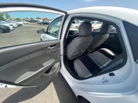Hyundai Accent 2021 года за 4 705 600 тг. в Алматы – фото 9