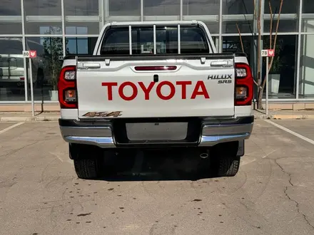 Toyota Hilux 2023 года за 22 590 000 тг. в Актау – фото 5