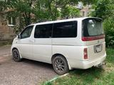 Nissan Elgrand 2004 года за 3 000 000 тг. в Усть-Каменогорск – фото 2