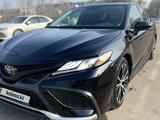 Toyota Camry 2020 года за 12 900 000 тг. в Алматы