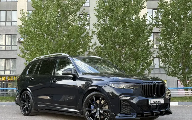 BMW X7 2022 года за 47 000 000 тг. в Астана