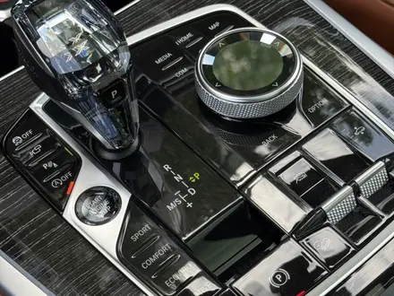 BMW X7 2022 года за 47 000 000 тг. в Астана – фото 38