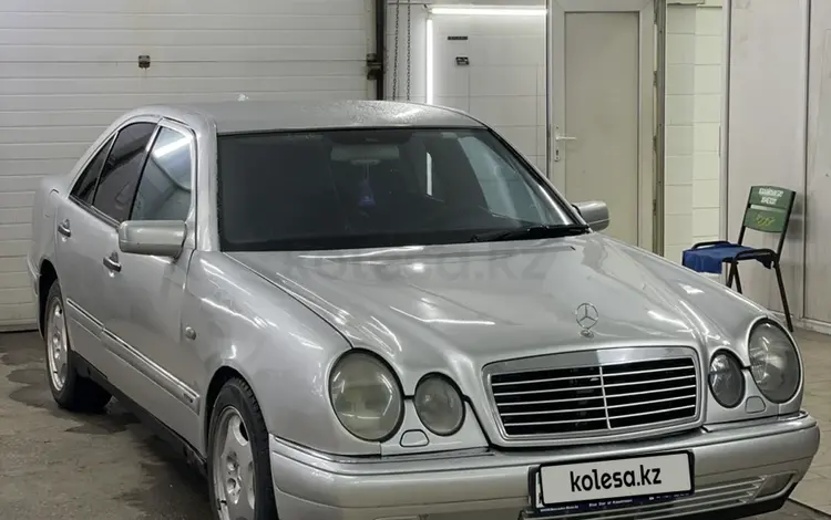 Mercedes-Benz E 230 1996 годаүшін2 200 000 тг. в Караганда