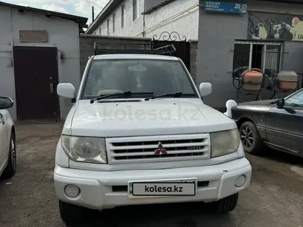 Mitsubishi Pajero iO 1999 года за 2 500 000 тг. в Астана