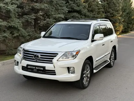 Lexus LX 570 2013 года за 27 800 000 тг. в Алматы – фото 2