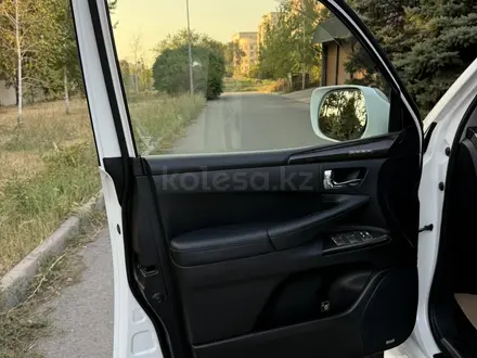 Lexus LX 570 2013 года за 27 800 000 тг. в Алматы – фото 8