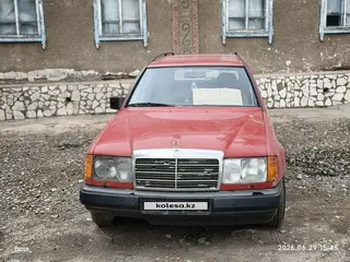 Mercedes-Benz E-Class, 1988