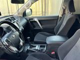 Toyota Land Cruiser Prado 2016 года за 17 200 000 тг. в Атырау – фото 5