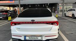 Kia K5 2021 года за 14 200 000 тг. в Алматы