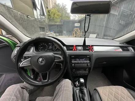 Skoda Rapid 2015 года за 4 300 000 тг. в Алматы
