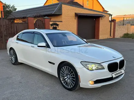 BMW 750 2009 года за 8 500 000 тг. в Караганда