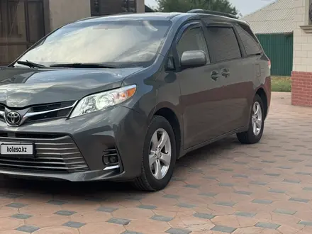 Toyota Sienna 2010 года за 10 400 000 тг. в Шымкент – фото 2