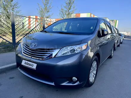 Toyota Sienna 2015 года за 14 200 000 тг. в Алматы – фото 9