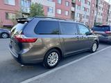 Toyota Sienna 2015 года за 14 200 000 тг. в Алматы – фото 5