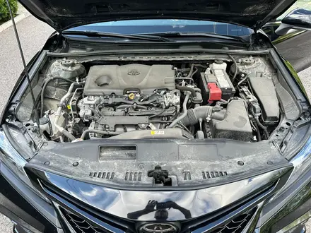 Toyota Camry 2023 года за 14 900 000 тг. в Алматы – фото 11