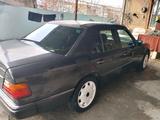 Mercedes-Benz E 300 1992 годаfor1 250 000 тг. в Тараз – фото 5