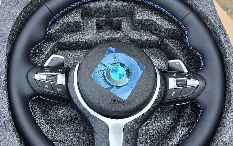 Руль BMW F10 за 110 000 тг. в Алматы