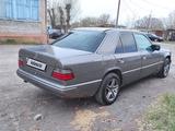 Mercedes-Benz E 220 1994 годаүшін2 000 000 тг. в Кокшетау – фото 3