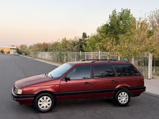Volkswagen Passat, 1988