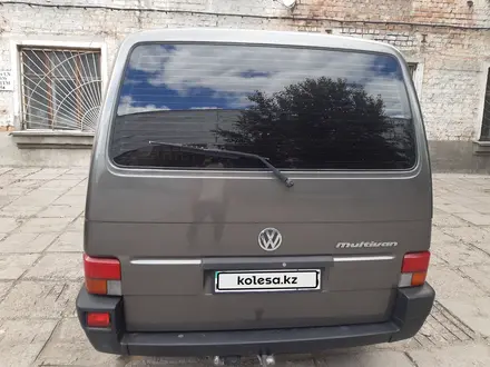 Volkswagen Multivan 1996 года за 4 300 000 тг. в Петропавловск – фото 11