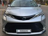 Toyota Sienna 2023 года за 23 500 000 тг. в Алматы – фото 2