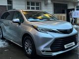 Toyota Sienna 2023 годаүшін22 700 000 тг. в Алматы – фото 2